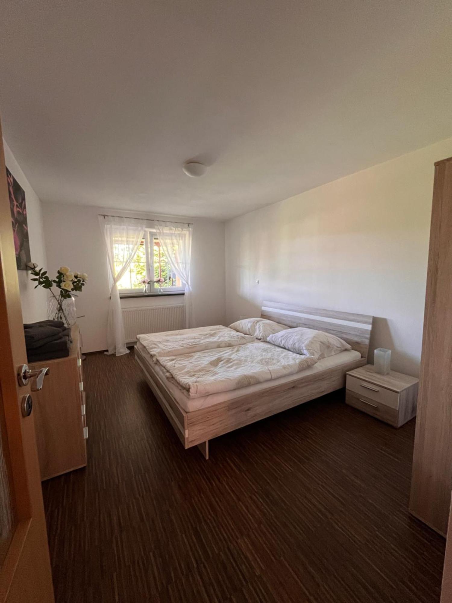 Apartman Sadova 430 Chodová Planá Buitenkant foto